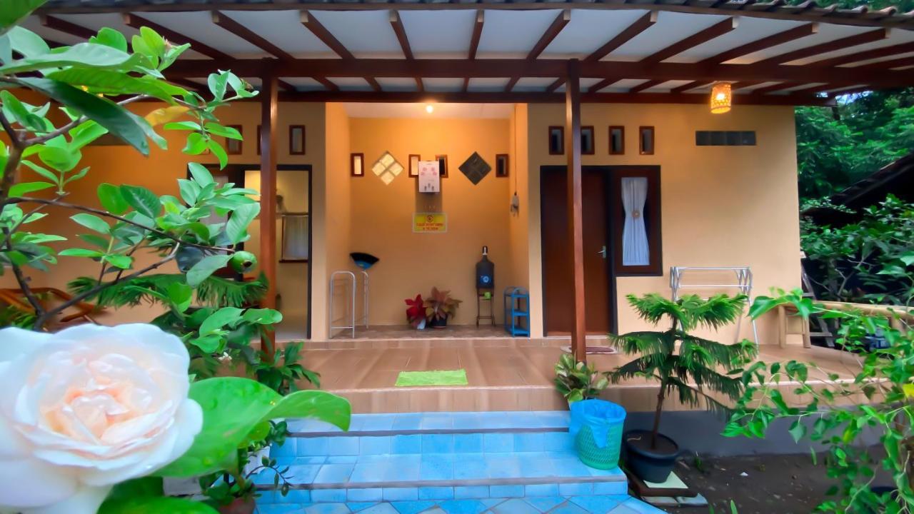 Nitha Homestay Banyuwangi  Exteriér fotografie