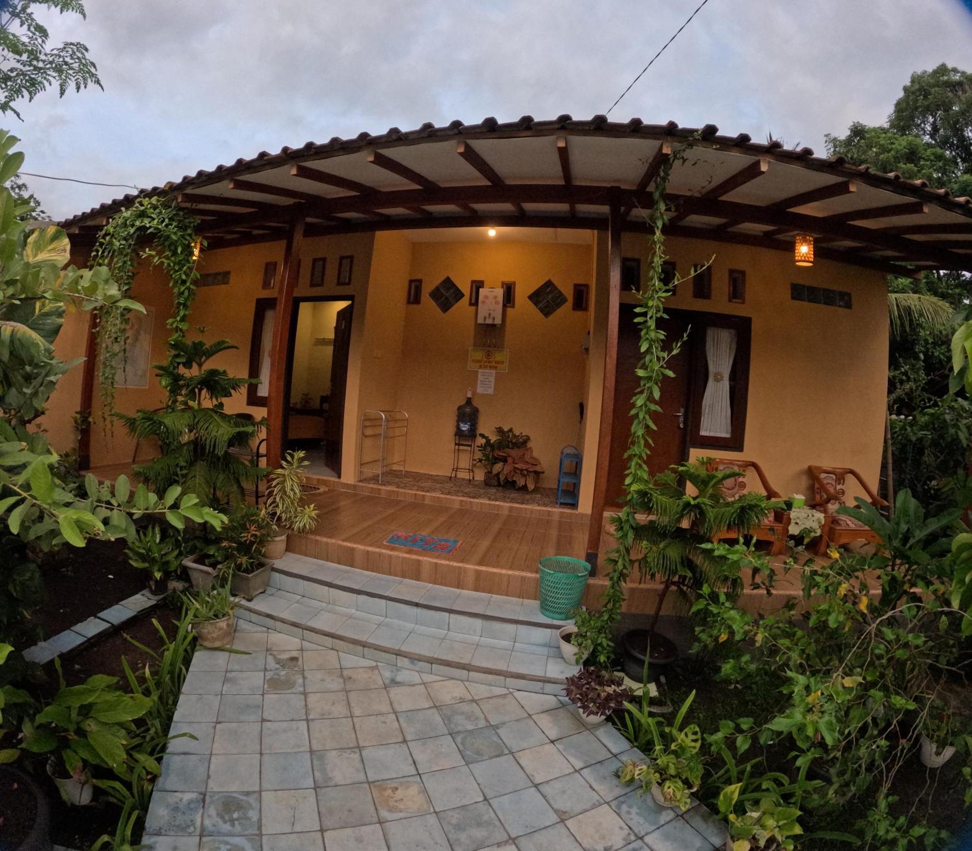 Nitha Homestay Banyuwangi  Exteriér fotografie